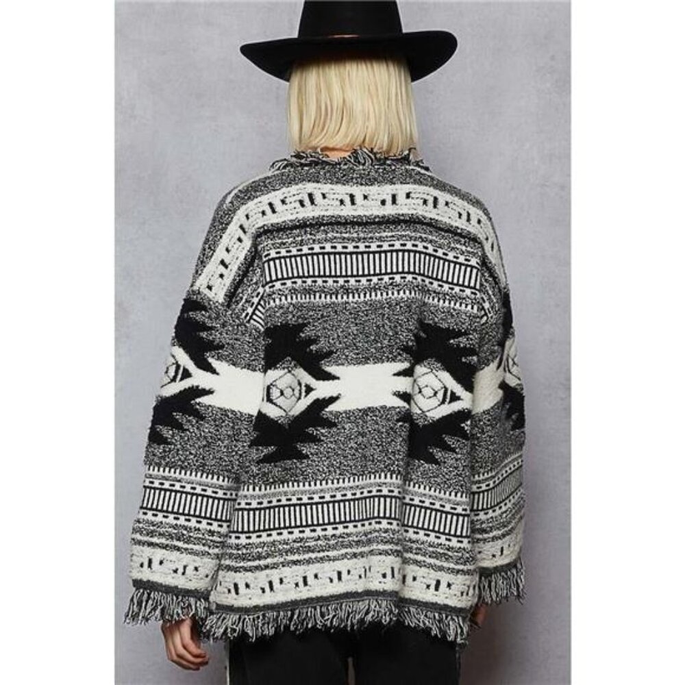 POL Open Front Geometric Print Cardigan‎ with Fringe Detail - Picture 4 of 5